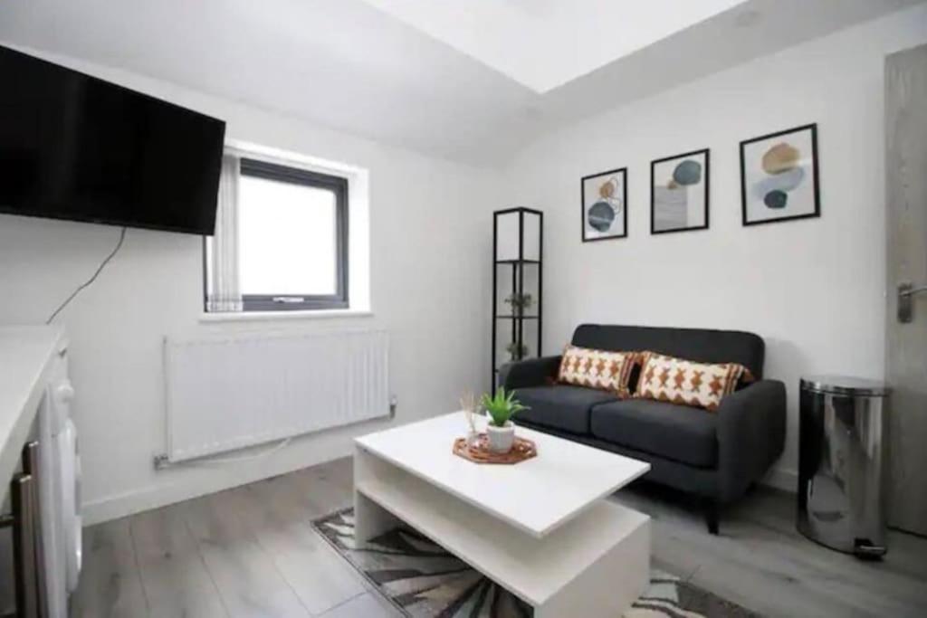 Appartamento Luxury Redefined:Cardiff 1-Bed Esterno foto